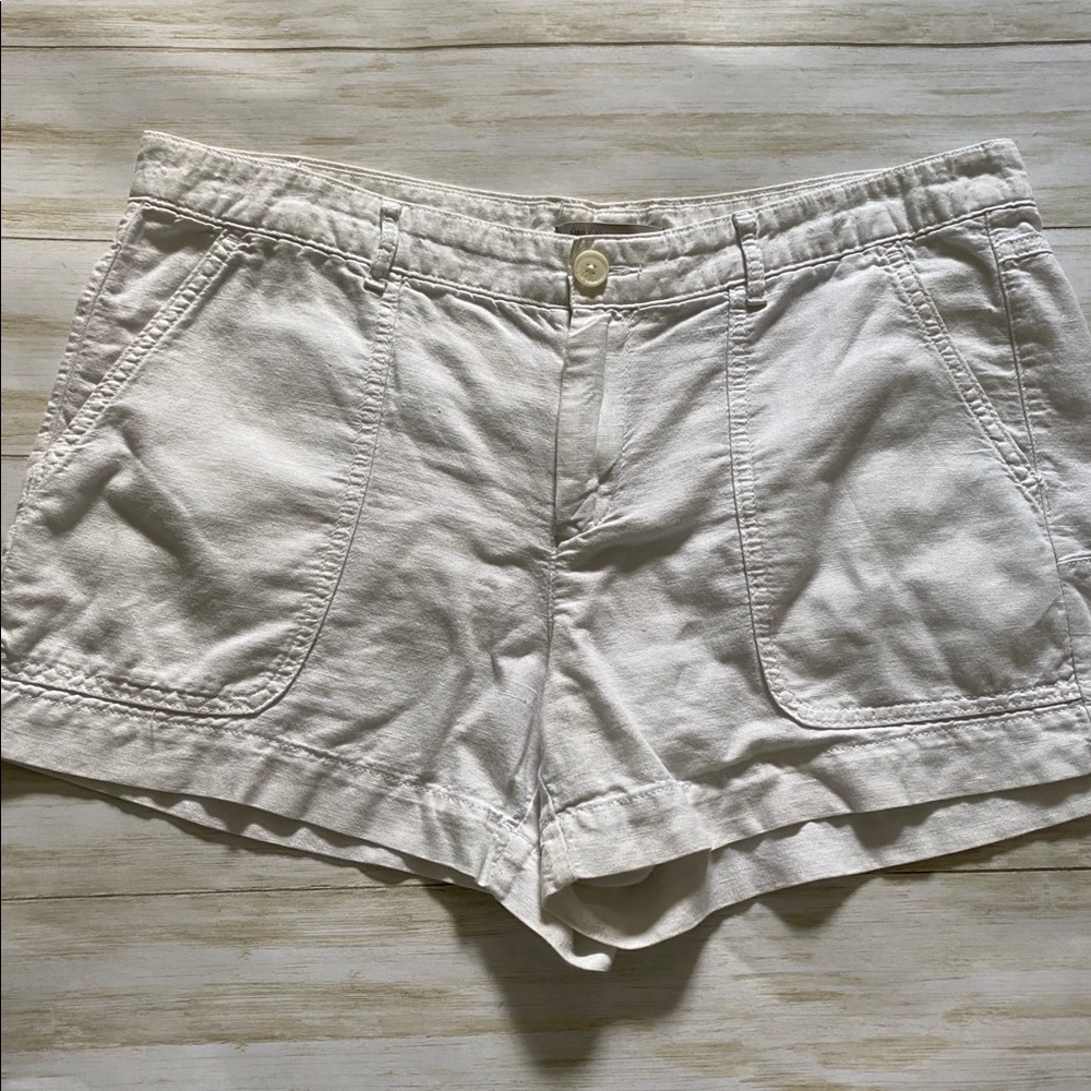 Gap white linen shorts